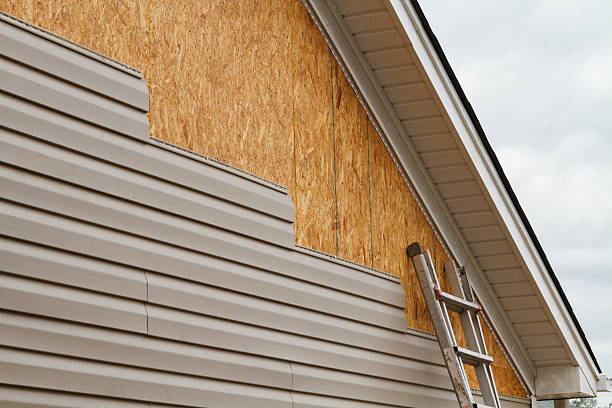 24/7 Emergency Siding Repair experts in Loveland, OH